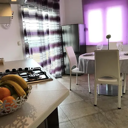 Apartment Ana *