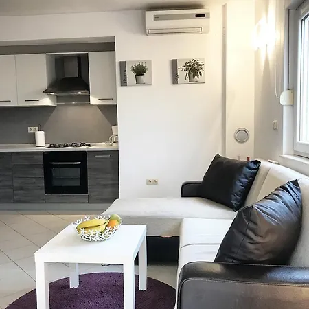 Apartment Ana