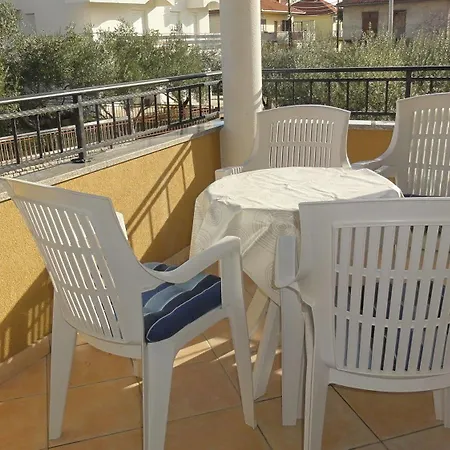 Ana Apartment *